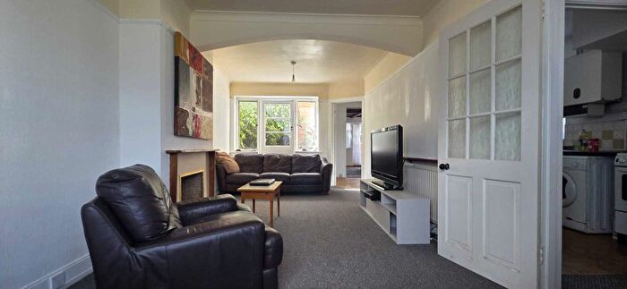 3 Bedroom End Of Terrace House To Rent In Sandringham Drive, Ashford, TW15