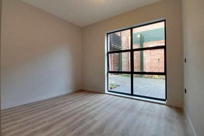 2 Bedroom Apartment To Rent In Pressworks, - Northwood Street, Jewellery Quarter, B3
