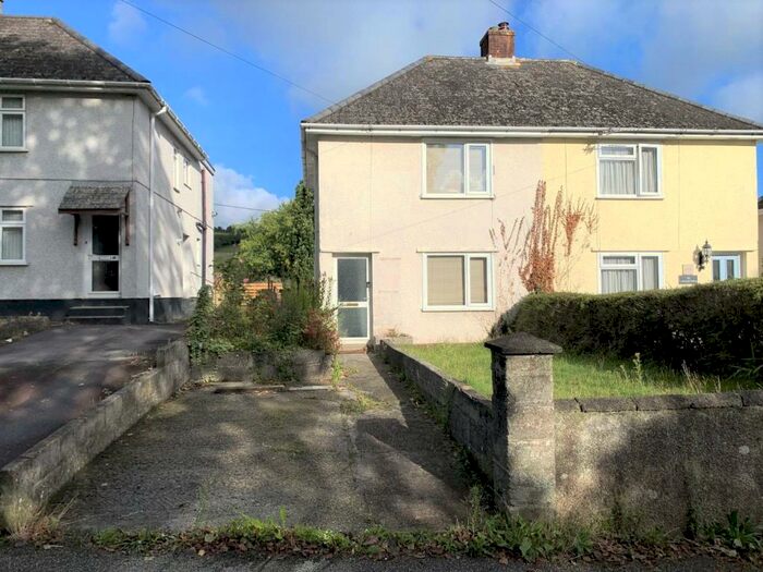 2 Bedroom House To Rent In Landreath Place, St.Blazey, Par, Cornwall, PL24