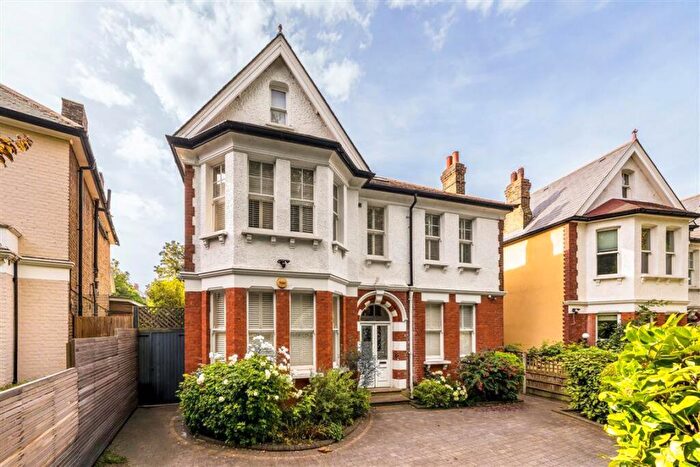 5 Bedroom Detached House For Sale In Lewisham Park, Ladywell, SE13