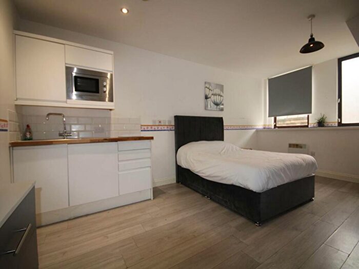 Studio To Rent In James Street, Bradford, BD1