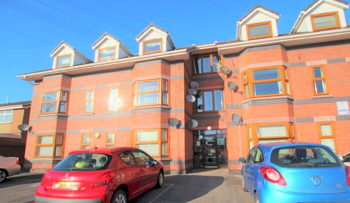 2 Bedroom Flat To Rent In St Marys Road, Huyton, L36