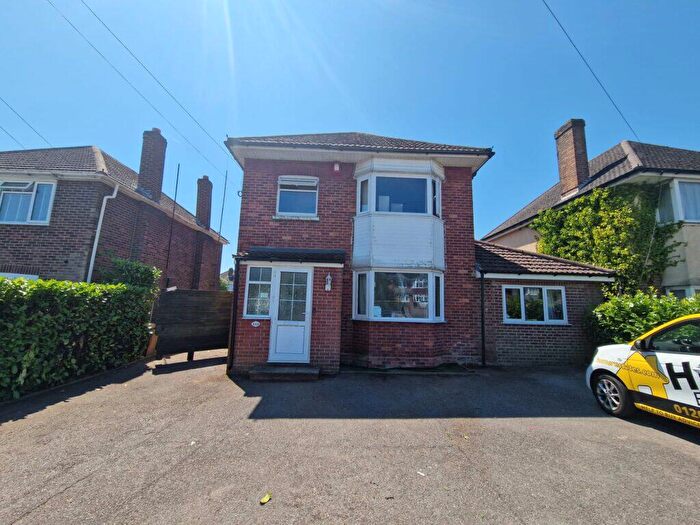 5 Bedroom Detached House For Sale In Wallisdown Road, Poole, Dorset, BH12