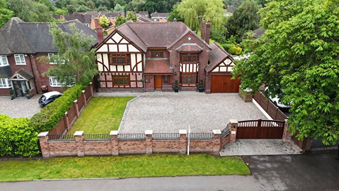 5 Bedroom Detached House For Sale In Sneyd Lane, Essington, Wolverhampton, WV11