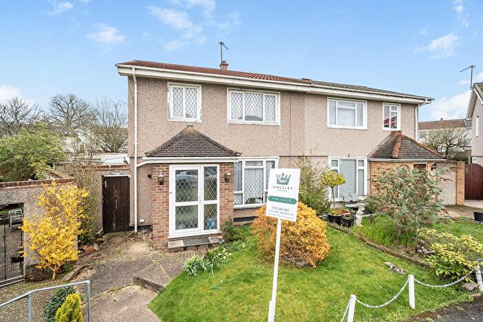 3 Bedroom Semi Detached House For Sale In Leven Close, Watford, WD19