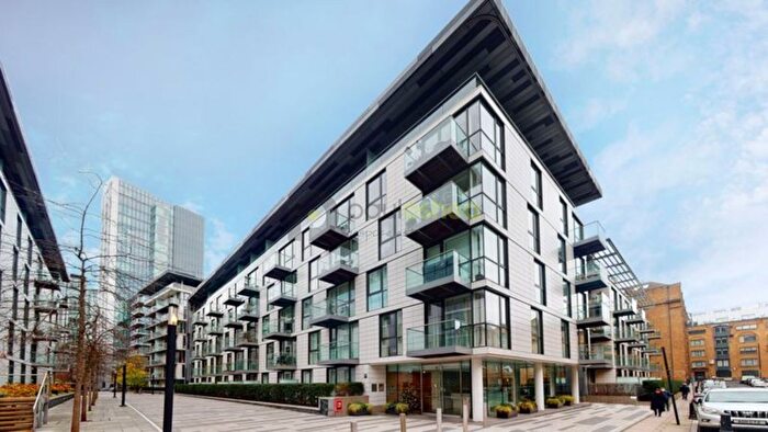 2 Bedroom Flat For Sale In Times Square, Hooper Street, E1