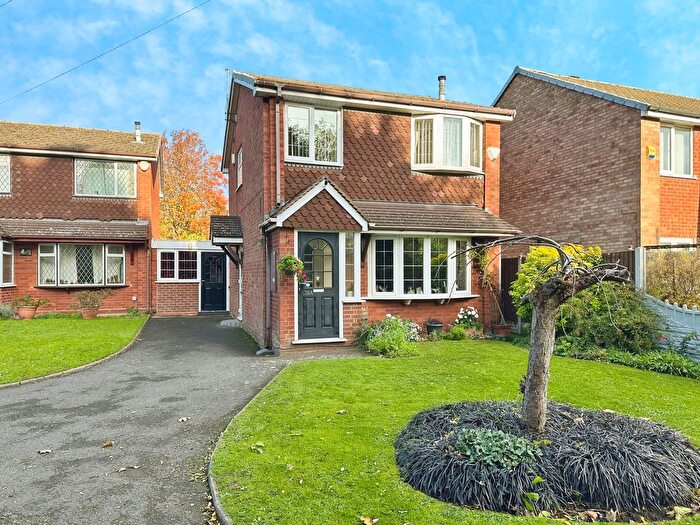 3 Bedroom Detached House For Sale In Milcote Drive, Willenhall, Wolverhampton, WV13
