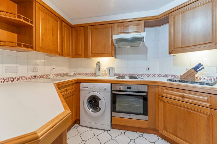 1 Bedroom Flat For Sale In Java Wharf, Shad Thames, SE1