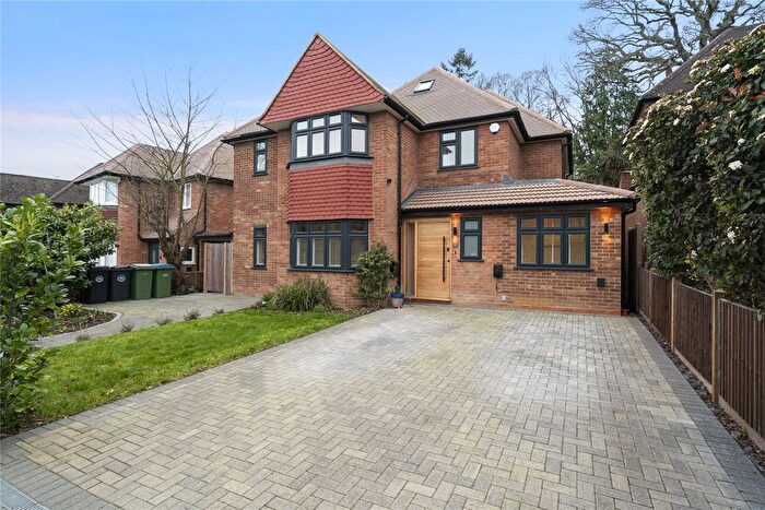 5 Bedroom Detached House For Sale In Spenser Avenue, Weybridge, Surrey, KT13