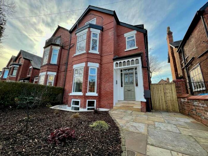 2 Bedroom House To Rent In Chandos Road, Manchester, M21