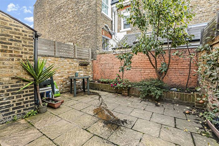 3 Bedroom Terraced House For Sale In St. Dionis Road, London, SW6