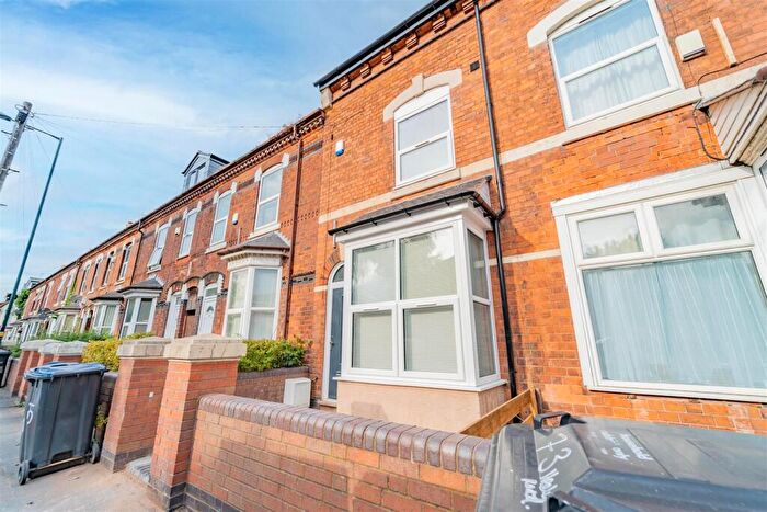 7 Bedroom Apartment To Rent In Heeley Road, Birmingham, West Midlands, B29