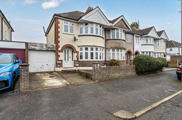 3 Bedroom Terraced House For Sale In Central Drive, Bersted, PO21