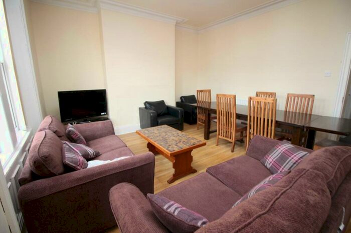 6 Bedroom Terraced House To Rent In Sunbury Avenue, Jesmond, Newcastle Upon Tyne, NE2