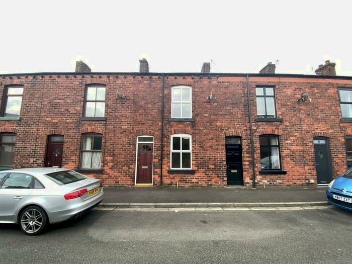 2 Bedroom Cottage To Rent In Green Street, Anderton, Adlington, PR6