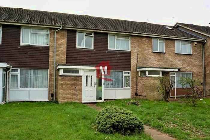 3 Bedroom Terraced House To Rent In Goodman Park, Slough, SL2