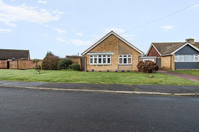 2 Bedroom Bungalow For Sale In Marlborough Court, West Meads, PO21