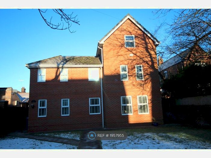 1 Bedroom Flat To Rent In Green Lane, Mossley Hill, Liverpool, L18