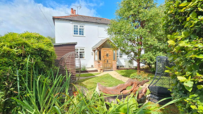 3 Bedroom Semi-Detached House For Sale In Mead Close, Peasemore, Newbury, RG20