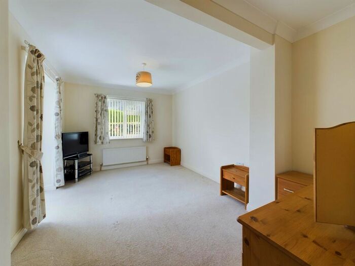 2 Bedroom Detached Bungalow For Sale In Ash Close, Downham Market, PE38