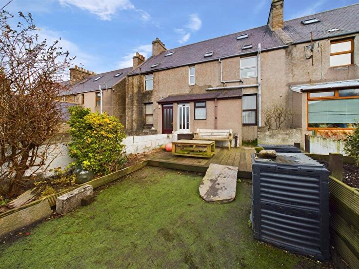 4 Bedroom Town House For Sale In , St. Catherines Place Kirkwall, Orkney, KW15