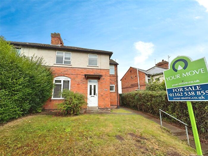 3 Bedroom Semi Detached House For Sale In Park Hill Drive, Leicester, Leicestershire, LE2