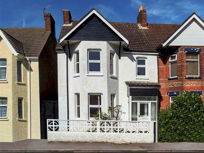 3 Bedroom Semi-Detached House To Rent In Maple Road, Poole, BH15