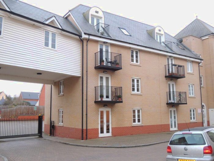 2 Bedroom Flat To Rent In Grosvenor Place, Colchester, CO1