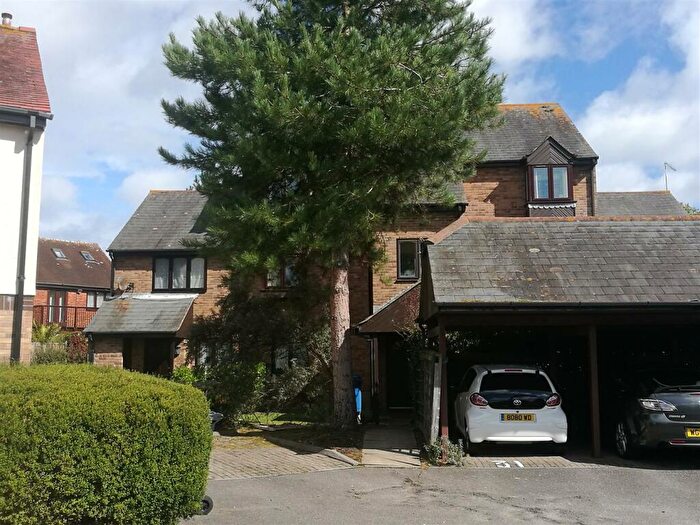 1 Bedroom Apartment To Rent In Catalina Drive, Poole, BH15