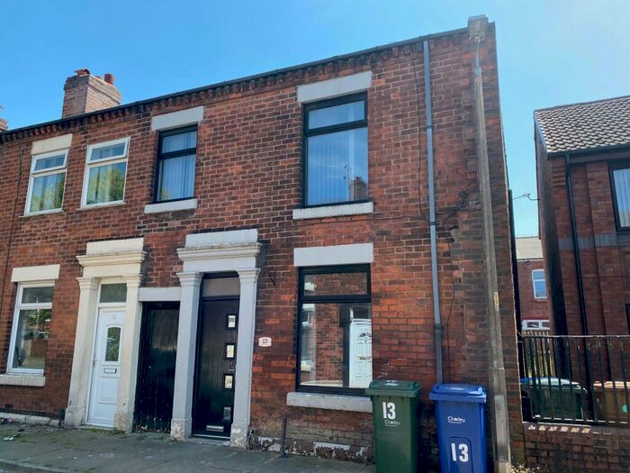 3 Bedroom House To Rent In Corporation Street, Chorley, PR6