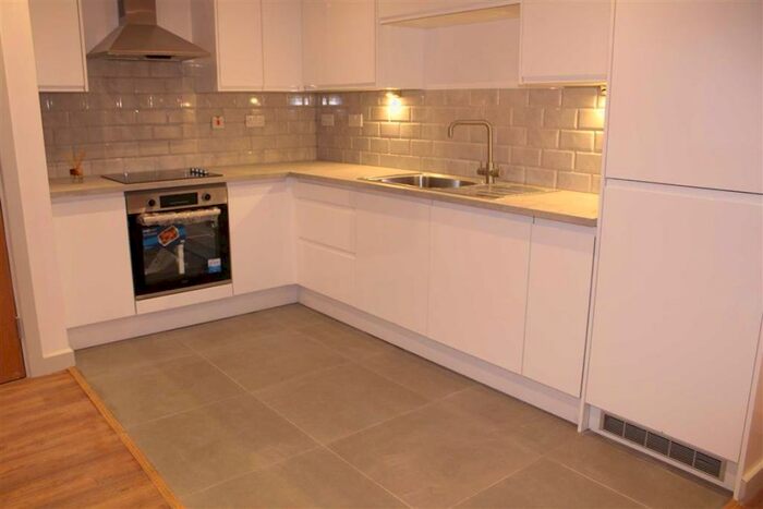 1 Bedroom Flat To Rent In - Trinity House, Dudley, DY1