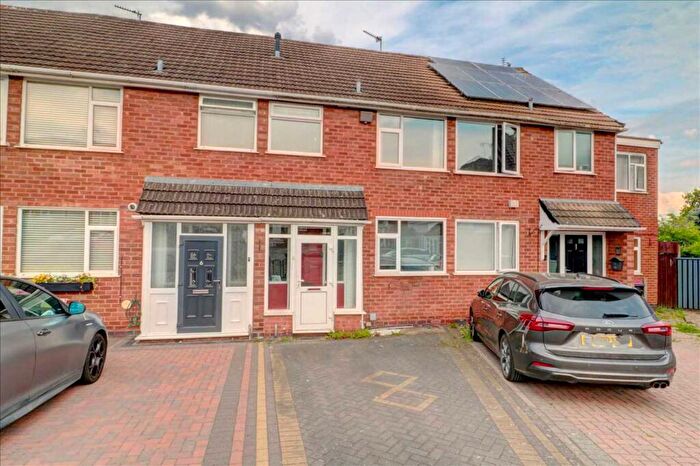 2 Bedroom Terraced House For Sale In Arden Croft, Coleshill, B46