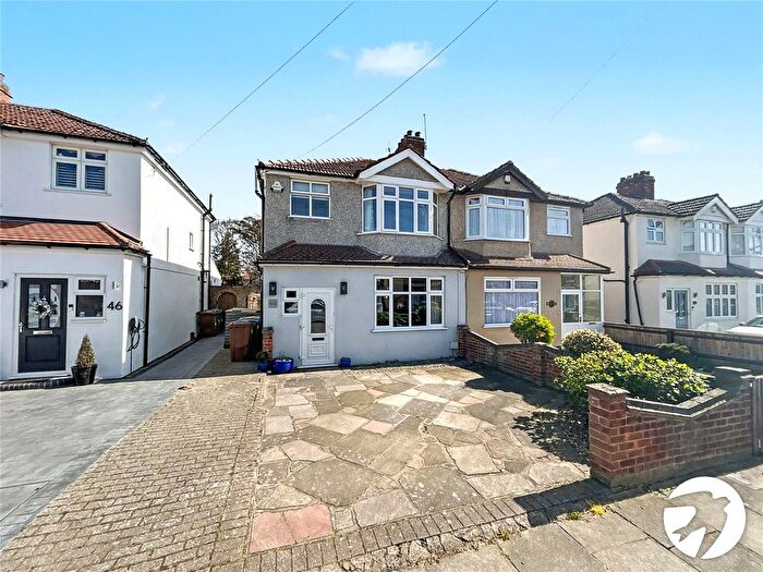 3 Bedroom Semi Detached House For Sale In Ashcroft Avenue, Sidcup, Kent, DA15