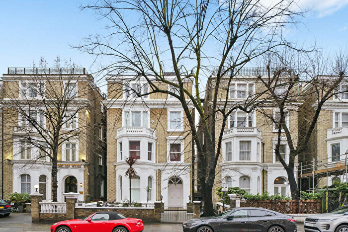 1 Bedroom Flat For Sale In Redcliffe Gardens, Chelsea, SW10