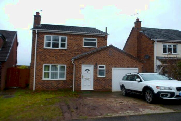 3 Bedroom Property To Rent In Derwent Road, Burton-On-Trent, DE15