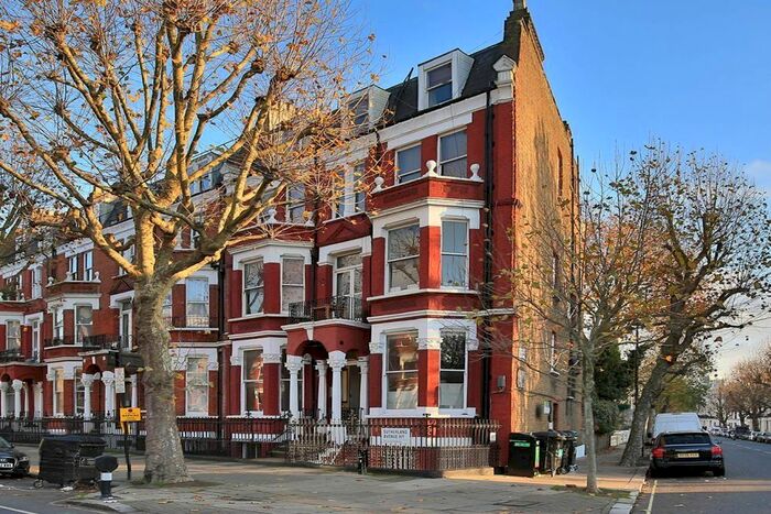 2 Bedroom Flat To Rent In Sutherland Avenue, London, W9