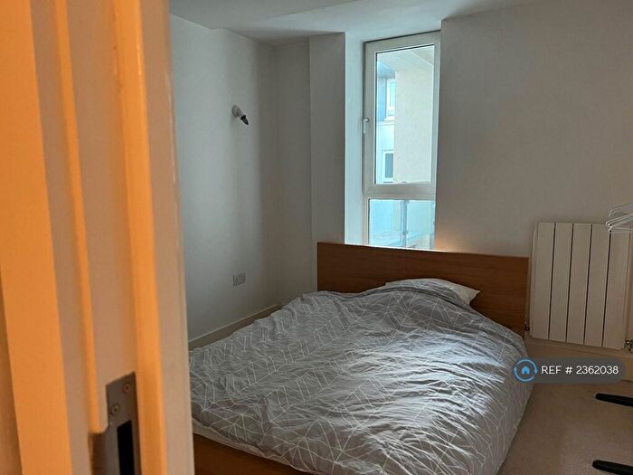 1 Bedroom Flat To Rent In Cadogan Road, London, SE18