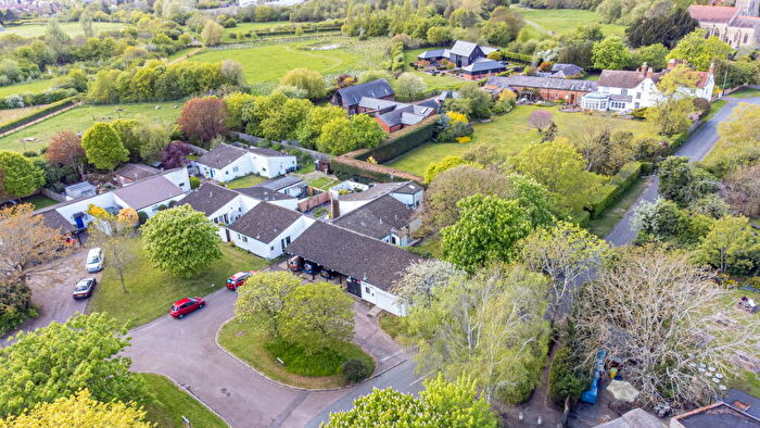 1 Bedroom Terraced Bungalow For Sale In Parneleys, Milton Keynes Village, Milton Keynes, MK10