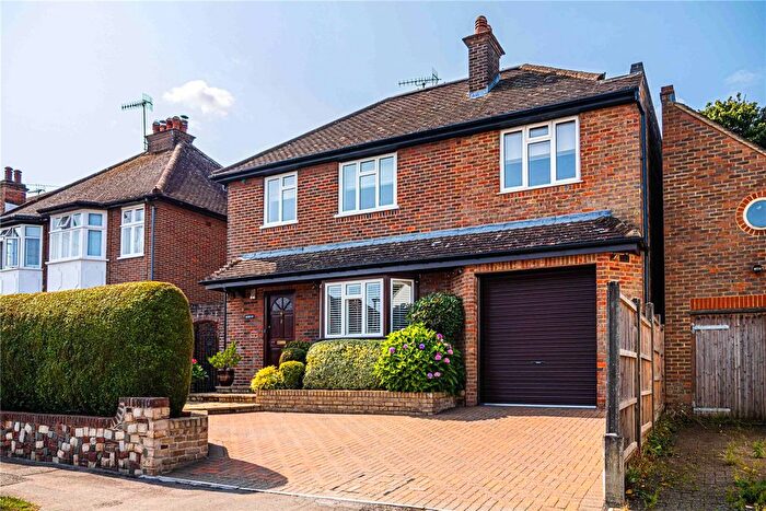 4 Bedroom Detached House For Sale In West Road, Berkhamsted, Hertfordshire, HP4