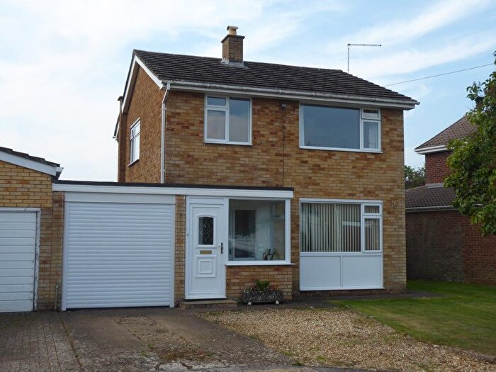 3 Bedroom Detached House To Rent In Home Close, Staverton, NN11