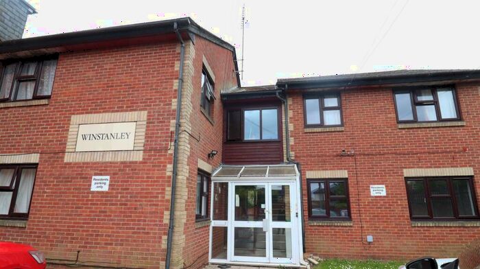 2 Bedroom Flat To Rent In Blenheim Road, Reading, RG1