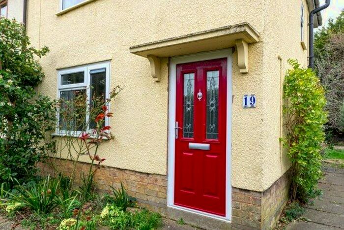 2 Bedroom Property To Rent In Wells Gardens, Broadway, WR12