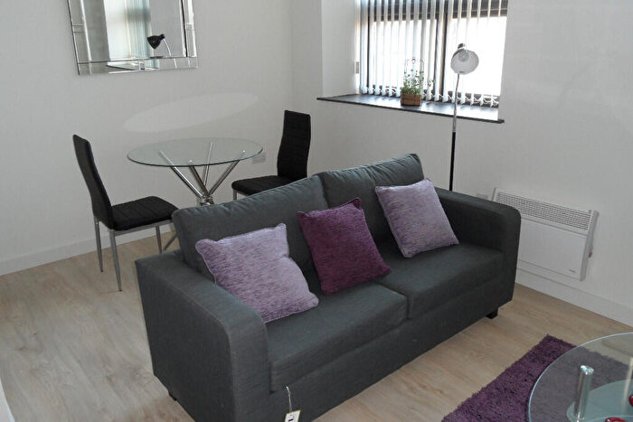 Apartment To Rent In Mill Street, City Centre, BD1