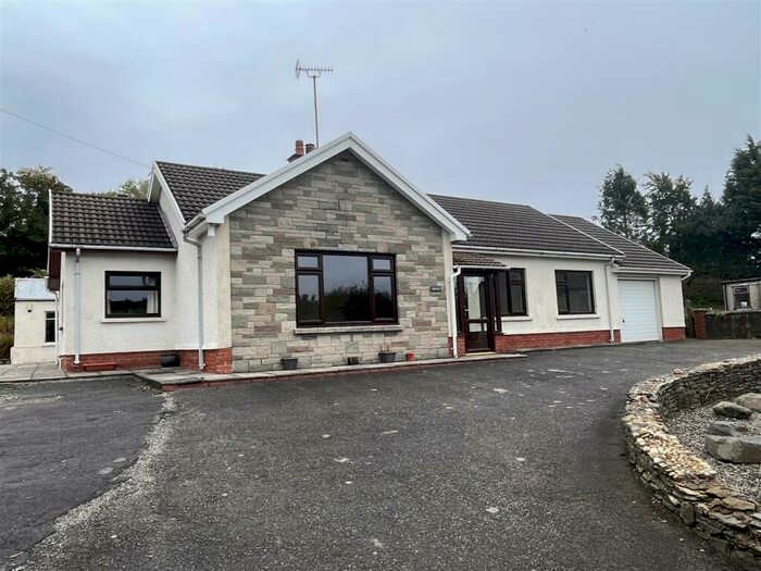 3 Bedroom Detached Bungalow For Sale In Cribyn, Lampeter, SA48