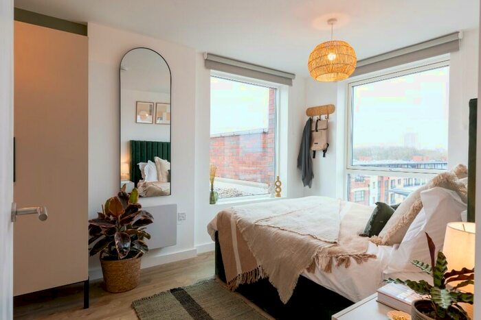 2 Bedroom Flat To Rent In Flat, Hairpin House, Bradford Street, Birmingham, B12