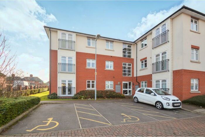 2 Bedroom Apartment To Rent In Racecourse Mews, Loughborough, LE11