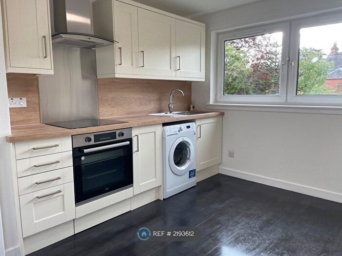 2 Bedroom Flat To Rent In North British Road, Uddingston, Glasgow, G71