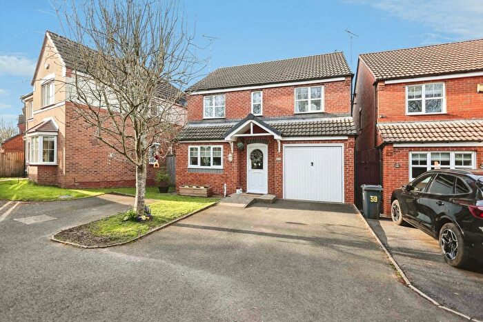 4 Bedroom Detached House For Sale In Sedgebourne Way, Birmingham, West Midlands, B31