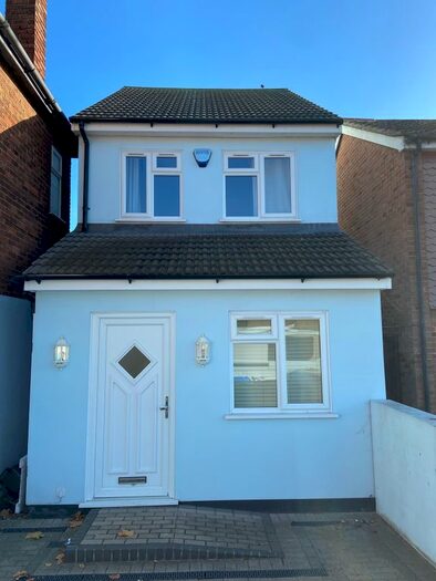 2 Bedroom Detached House To Rent In Upper Wickham Lane, Welling DA16