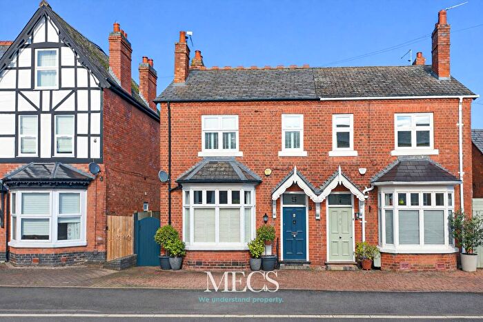 3 Bedroom Semi Detached House For Sale In Emerson Road, Birmingham, West Midlands, B17